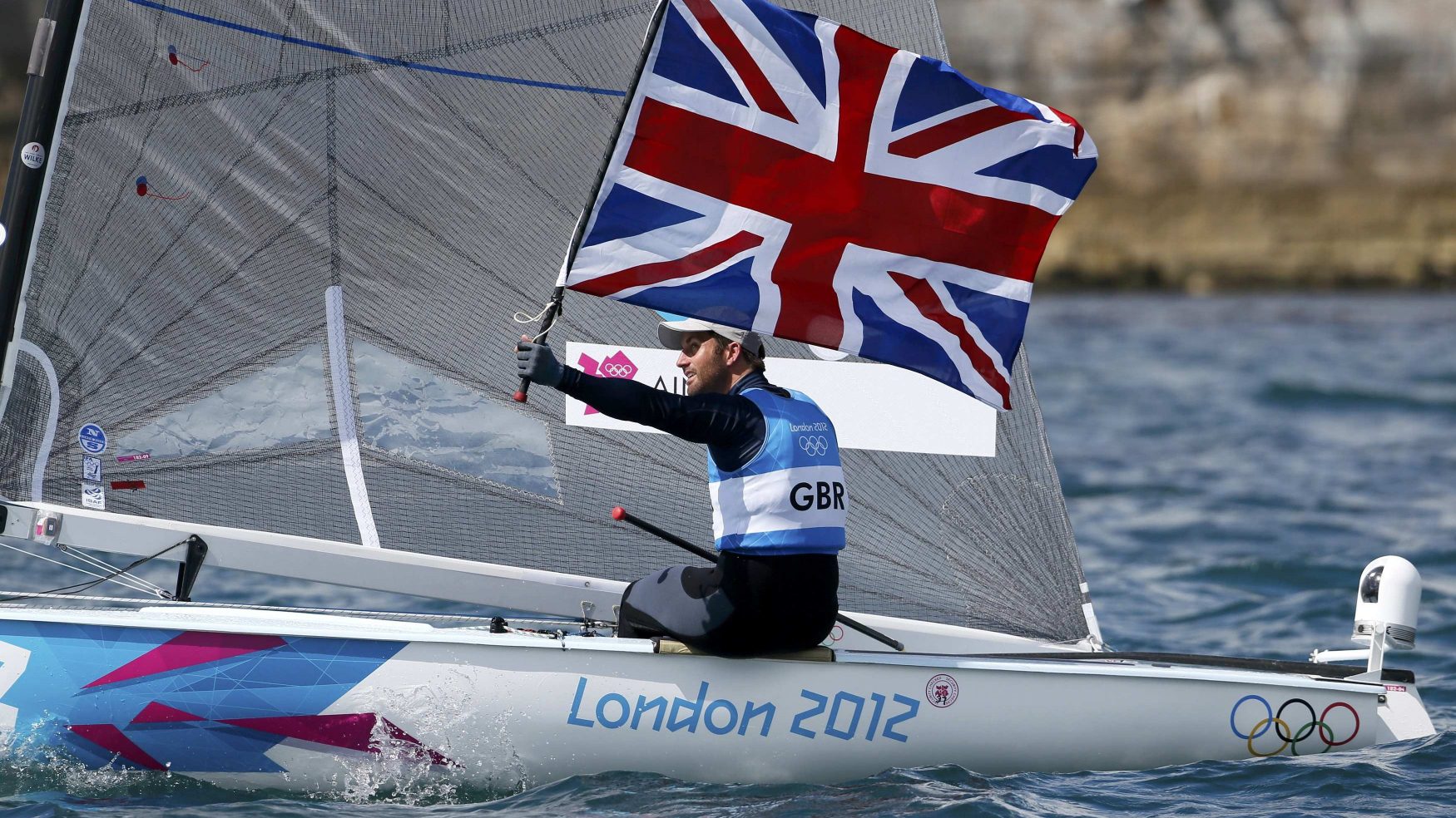 Britain's_Ben_Ainslie_celebrates_winning