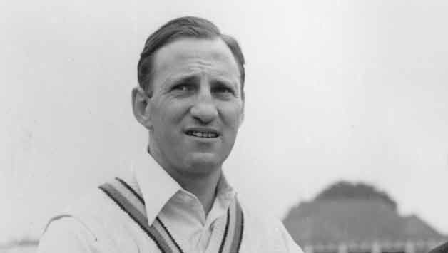 Len_Hutton,_one_of_England's_greatest_batsmen