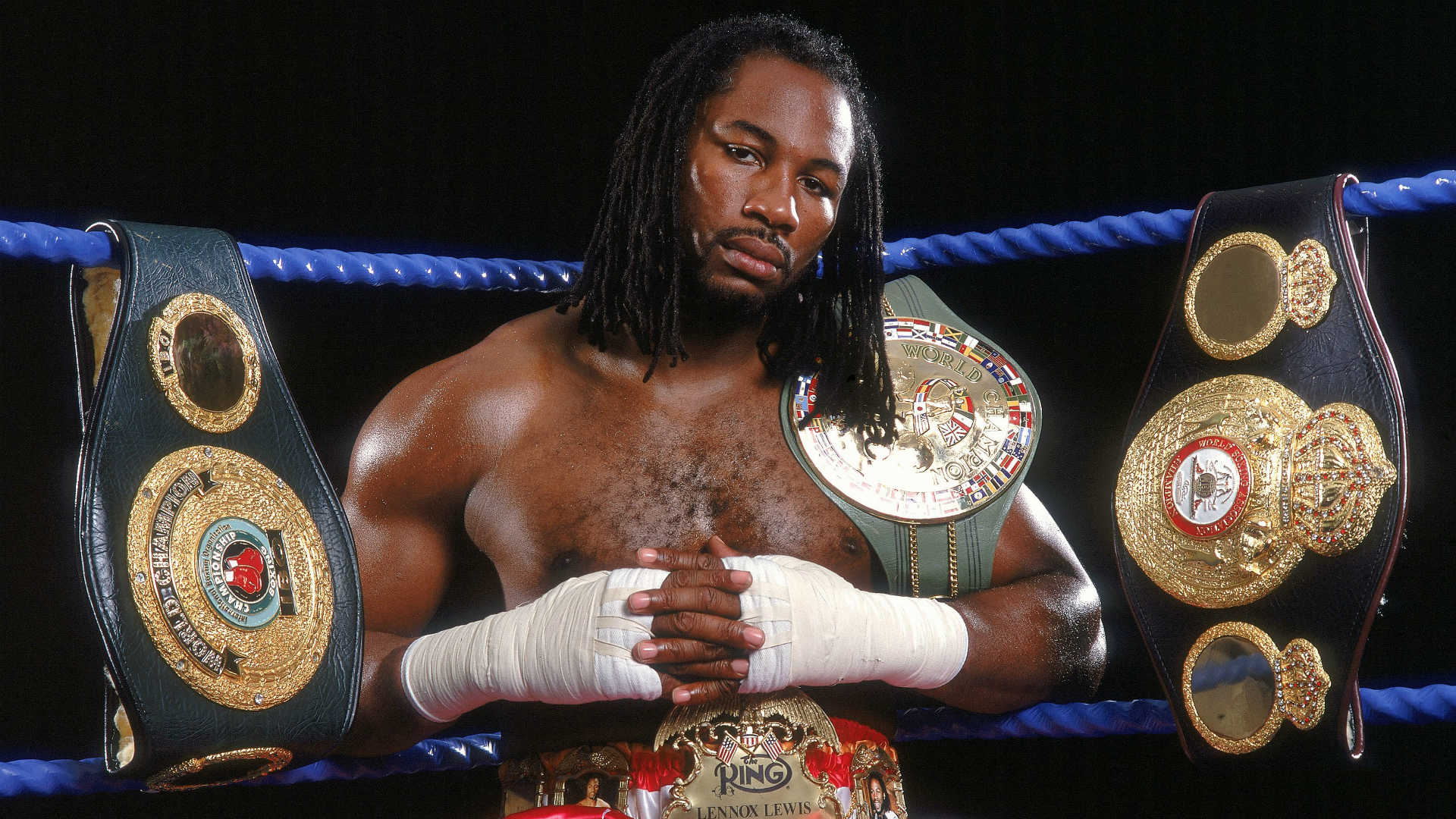 Lennox_Lewis,_undisputed_World_Heavyweight_Champion