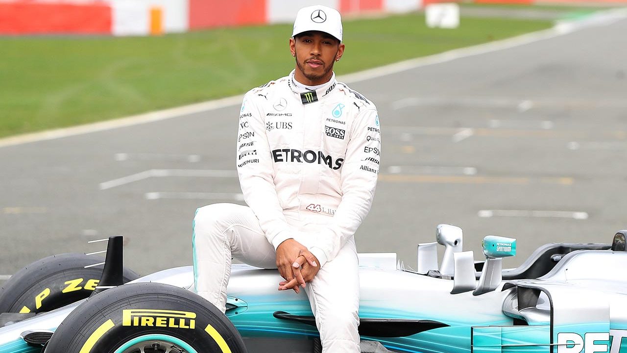 Lewis_Hamilton,_multiple_F1_World_Champion